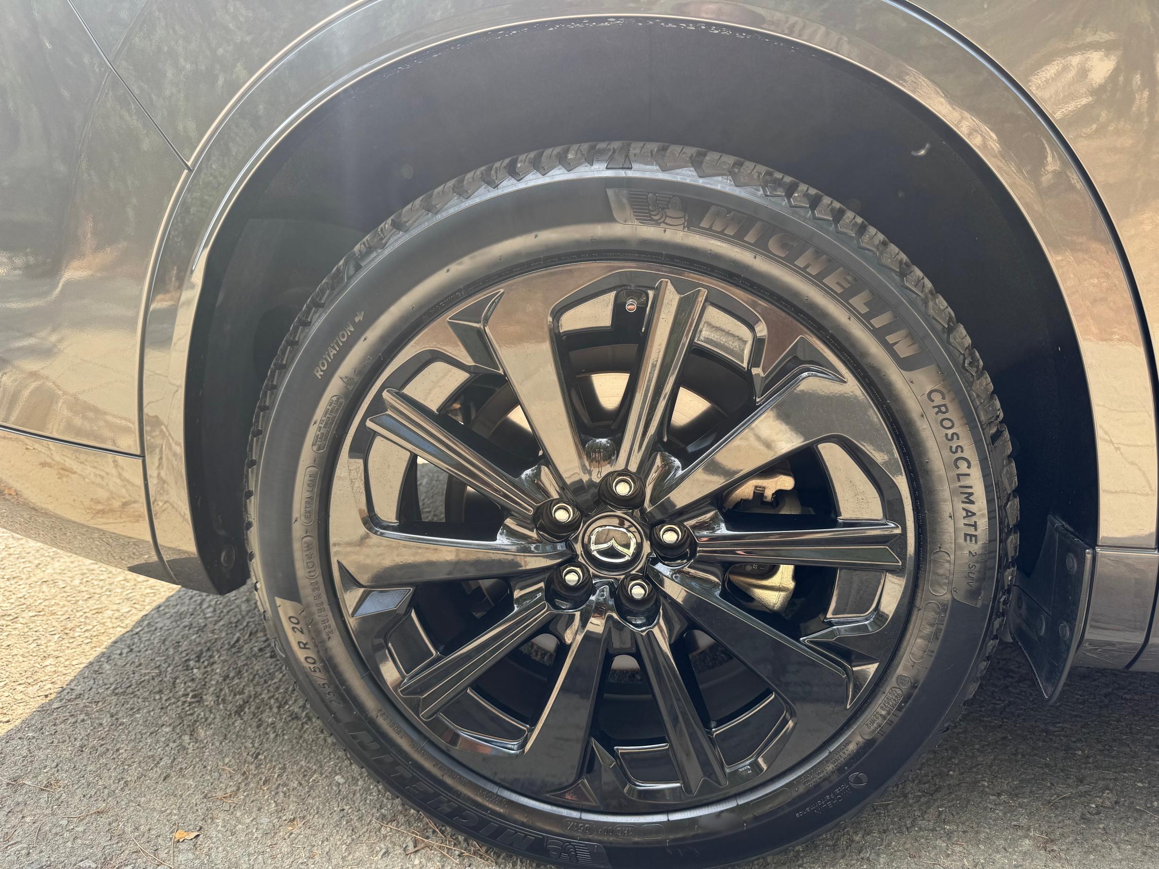 
								Mazda CX-60 full									